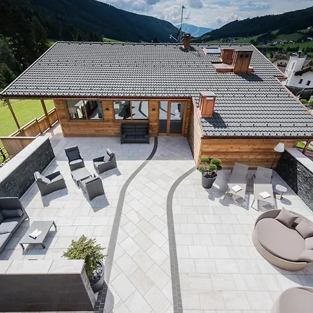 Alpine Nature Stoll 4*