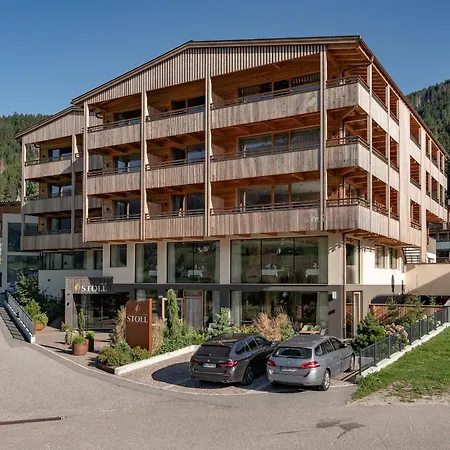 Hotel Alpine Nature Stoll 4*