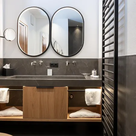 Hotel Alpine Nature Stoll 4*